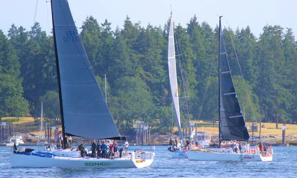 Explore the Smaller Islands in Victoria 